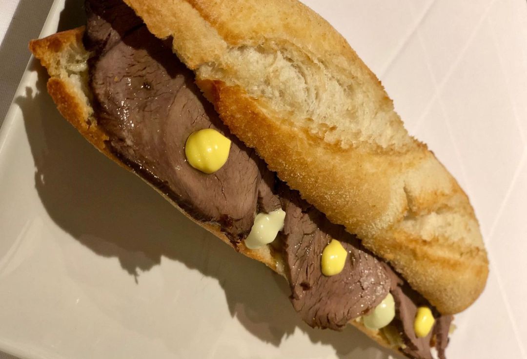 Bocadillo de venao a la plancha