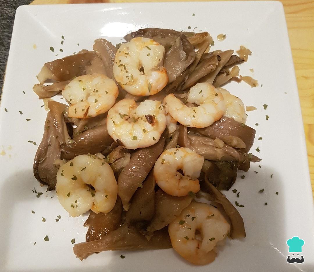 Ración de setas con gambas